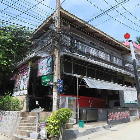 Same Same Guesthouse, Bar & Restaurant (Adults Only) Haad Rin Exterior foto