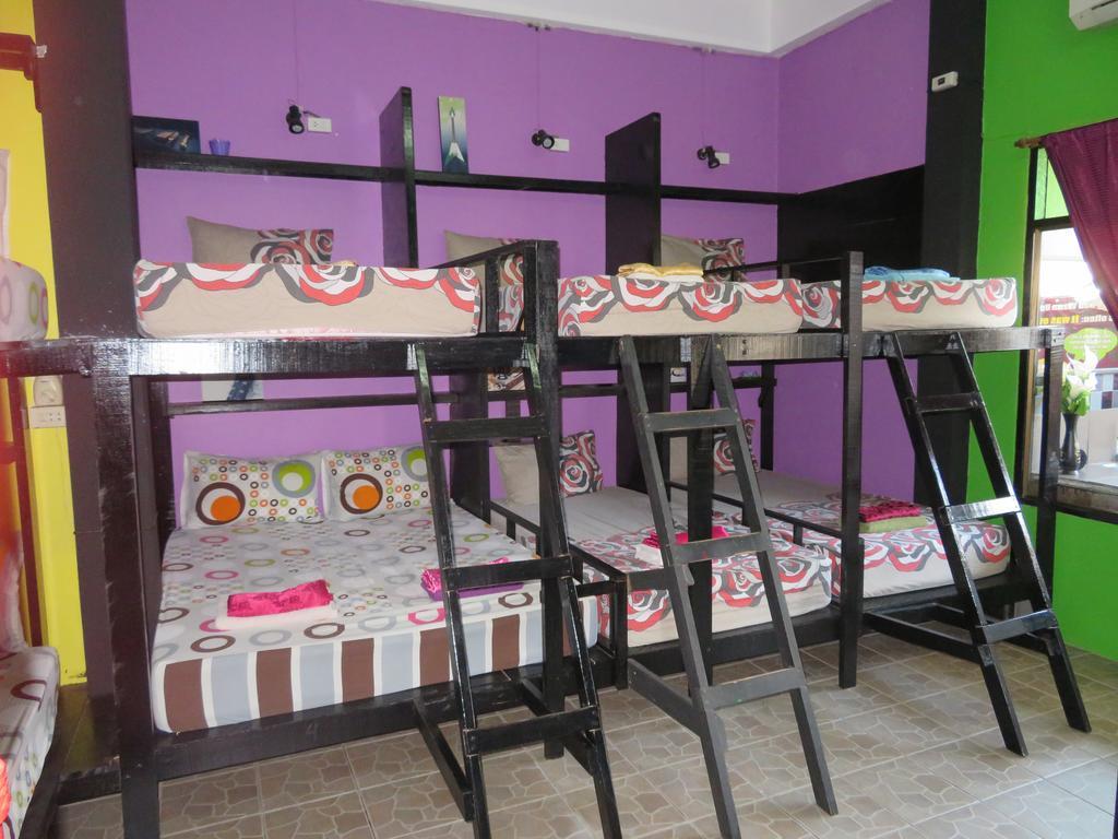 Same Same Guesthouse, Bar & Restaurant (Adults Only) Haad Rin Exterior foto