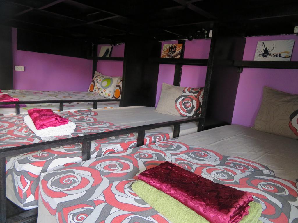 Same Same Guesthouse, Bar & Restaurant (Adults Only) Haad Rin Exterior foto