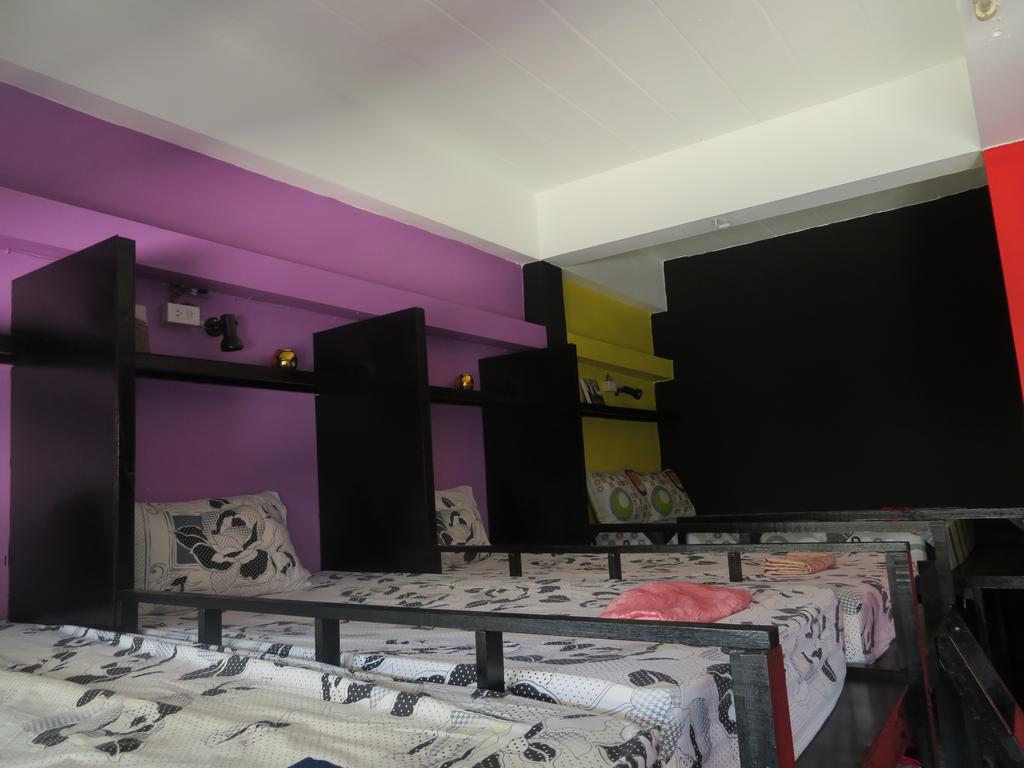 Same Same Guesthouse, Bar & Restaurant (Adults Only) Haad Rin Exterior foto