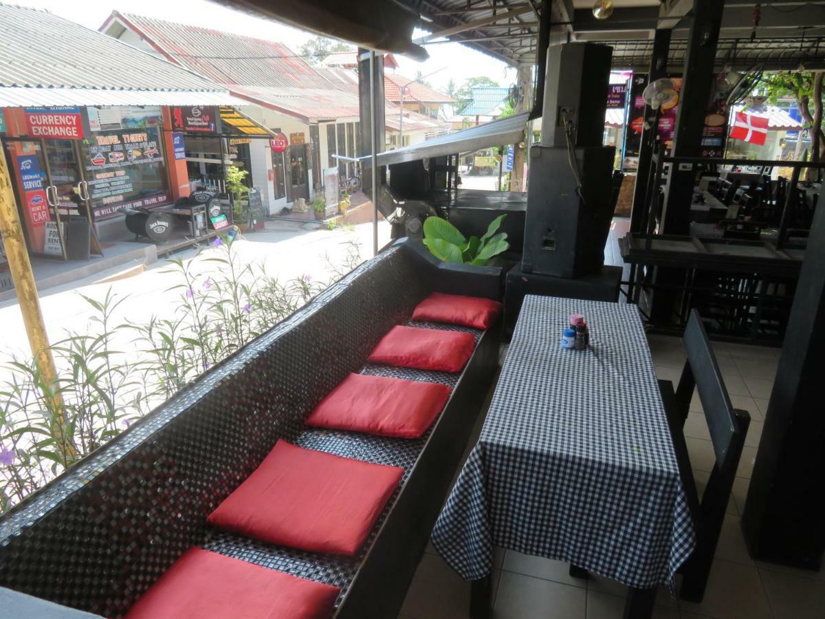 Same Same Guesthouse, Bar & Restaurant (Adults Only) Haad Rin Exterior foto